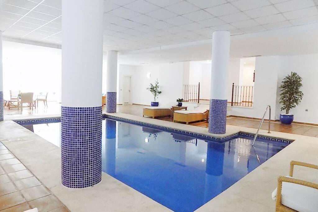 מארבלה Fuente Aloha Apartment מראה חיצוני תמונה